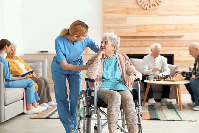 how-assisted-living-can-change-the-life-of-seniors