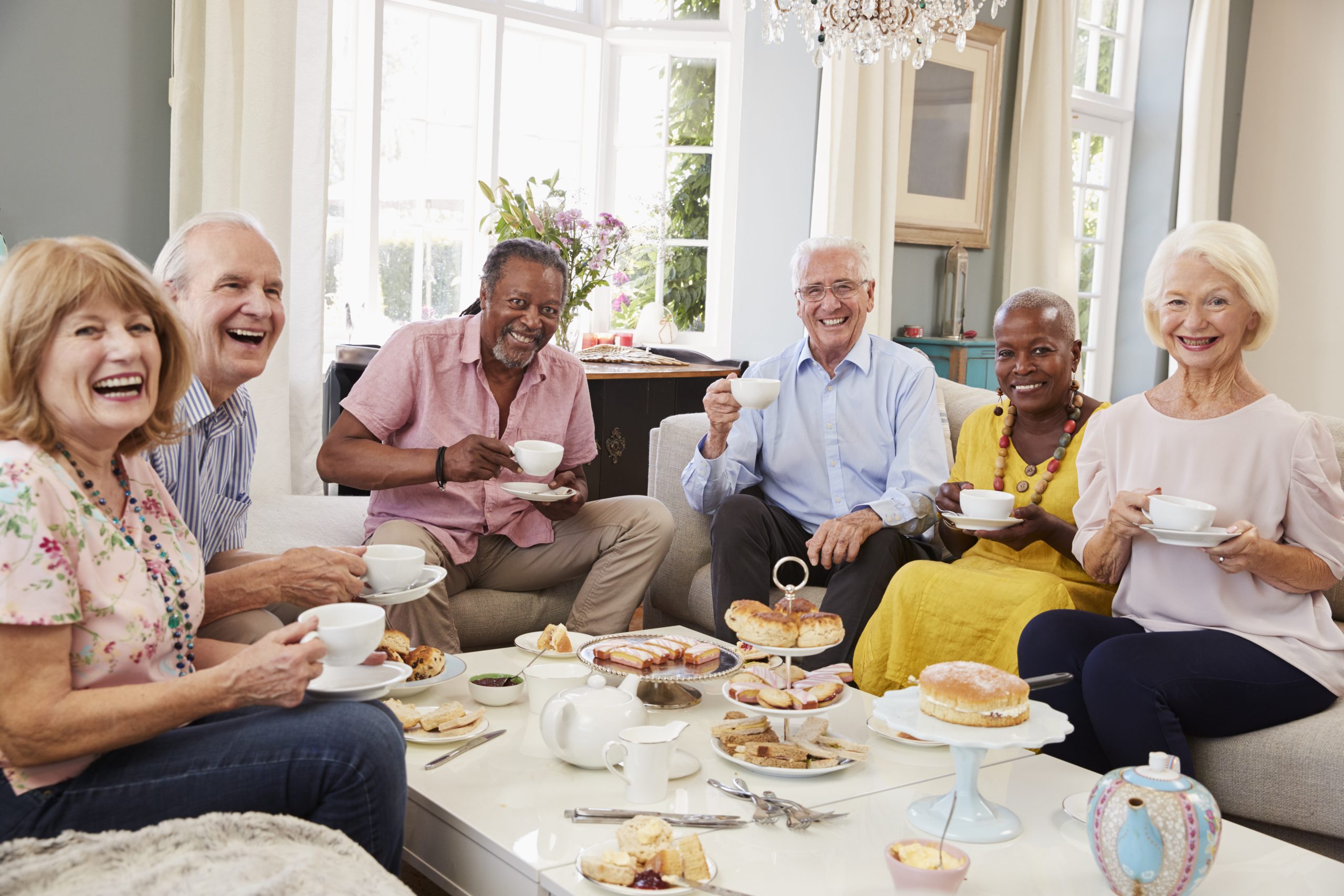 Exploring the Benefits of Socialization for Seniors
